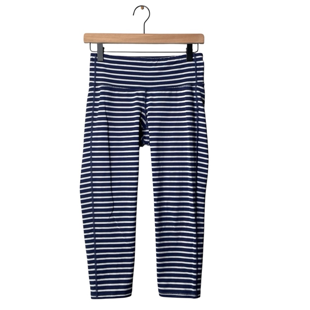 Athleta Striped Chaturanga Capri Leggings Cropped Navy Blue & White Workout
